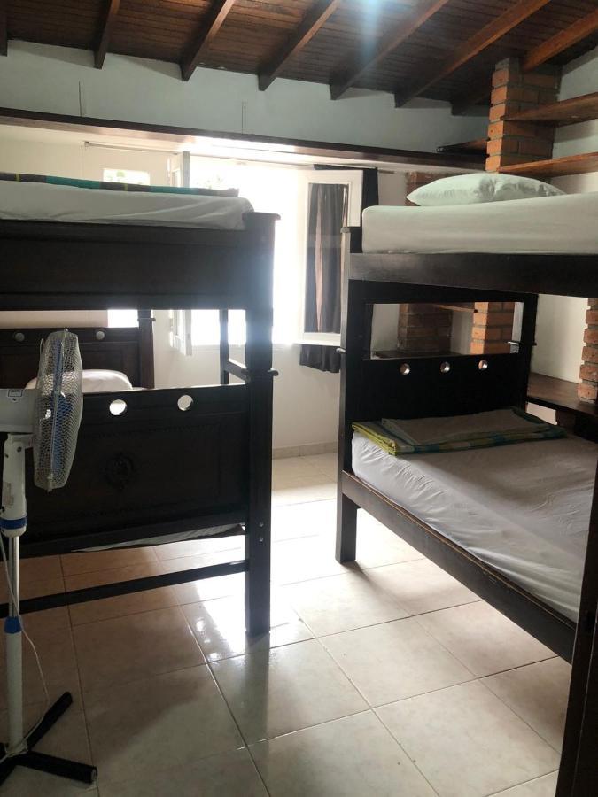 New Memphis Hostal Medellin Luaran gambar