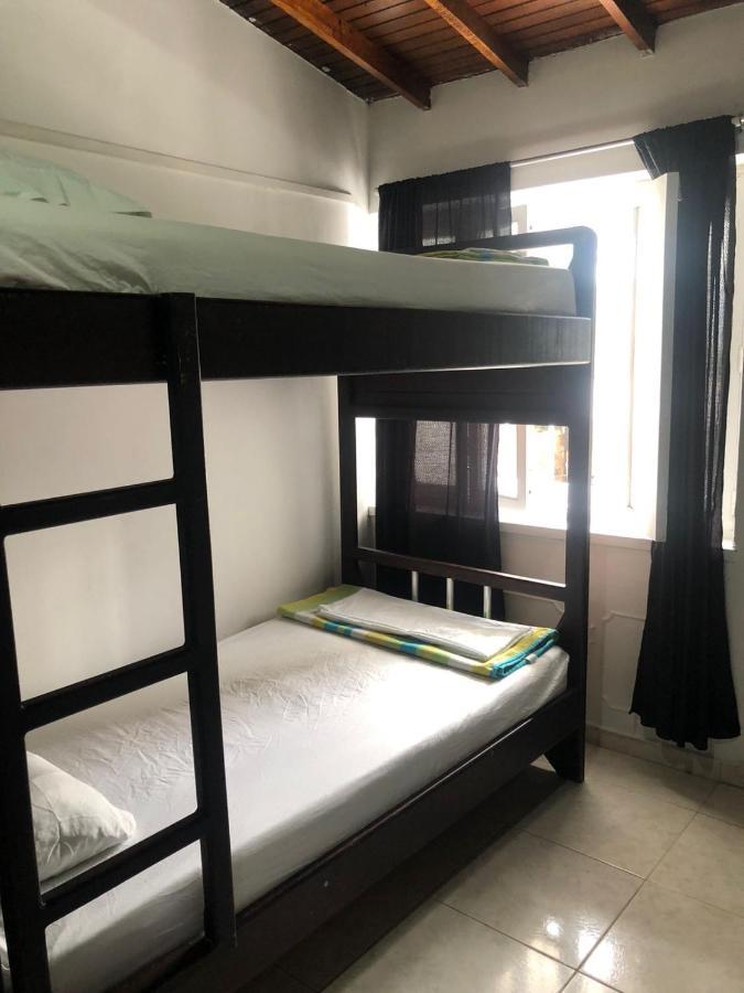 New Memphis Hostal Medellin Luaran gambar