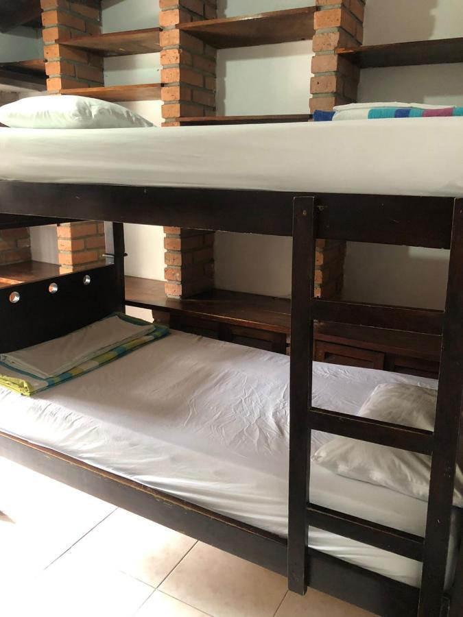 New Memphis Hostal Medellin Luaran gambar