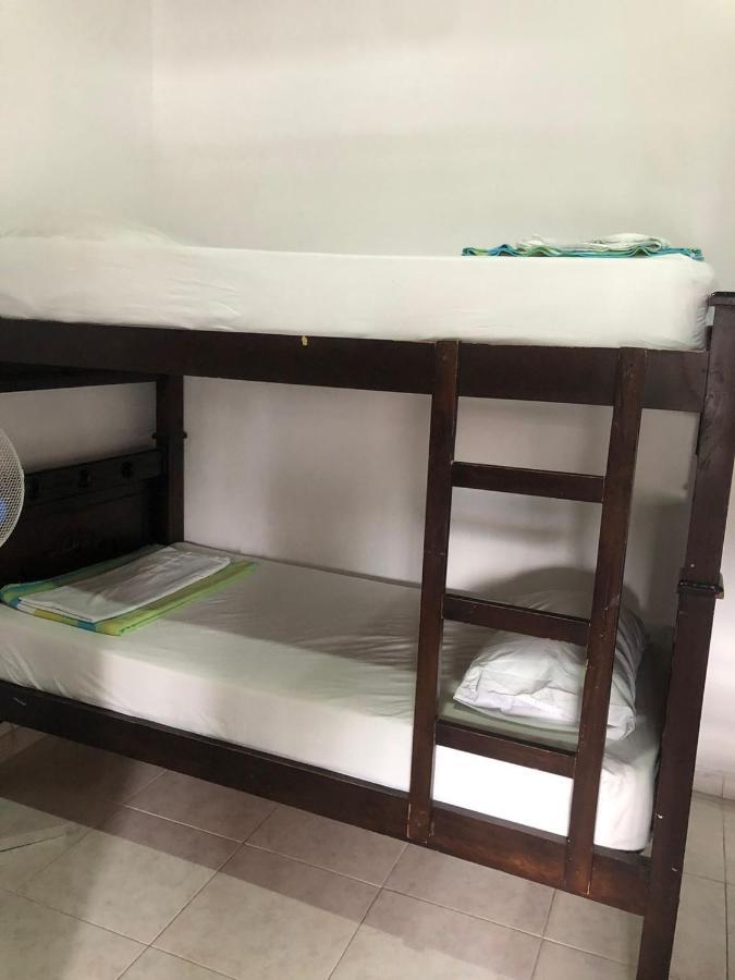 New Memphis Hostal Medellin Luaran gambar