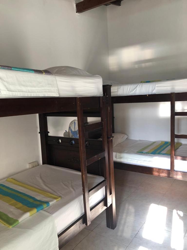 New Memphis Hostal Medellin Luaran gambar